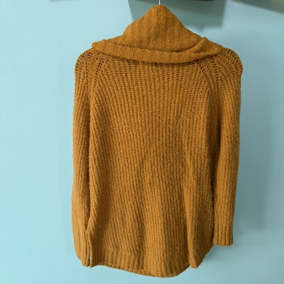 Dreamers Knitted Cozy Mustard Cowl Neck Sweater Size Medium - Picture 5 of 8